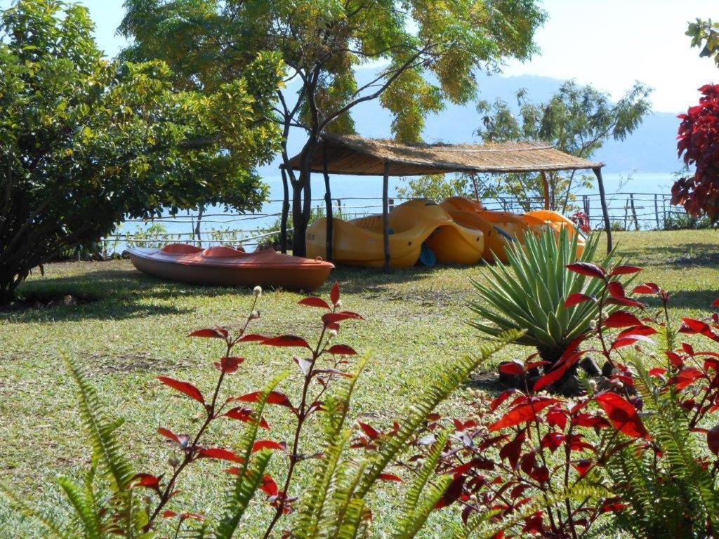 Cape Mac Lodge Cape Maclear Exterior foto