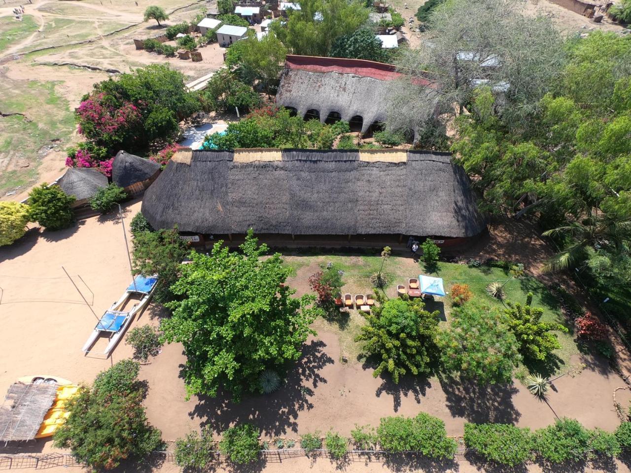 Cape Mac Lodge Cape Maclear Exterior foto